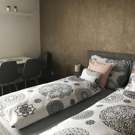Apartman Innova Zlin Ngoại thất bức ảnh