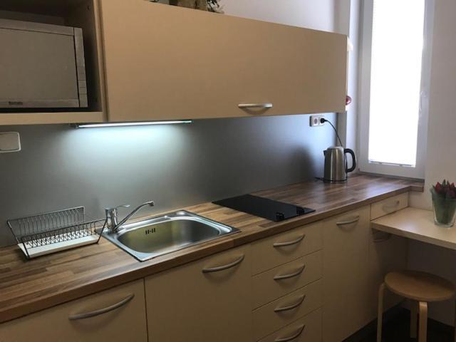 Apartman Innova Zlin Ngoại thất bức ảnh